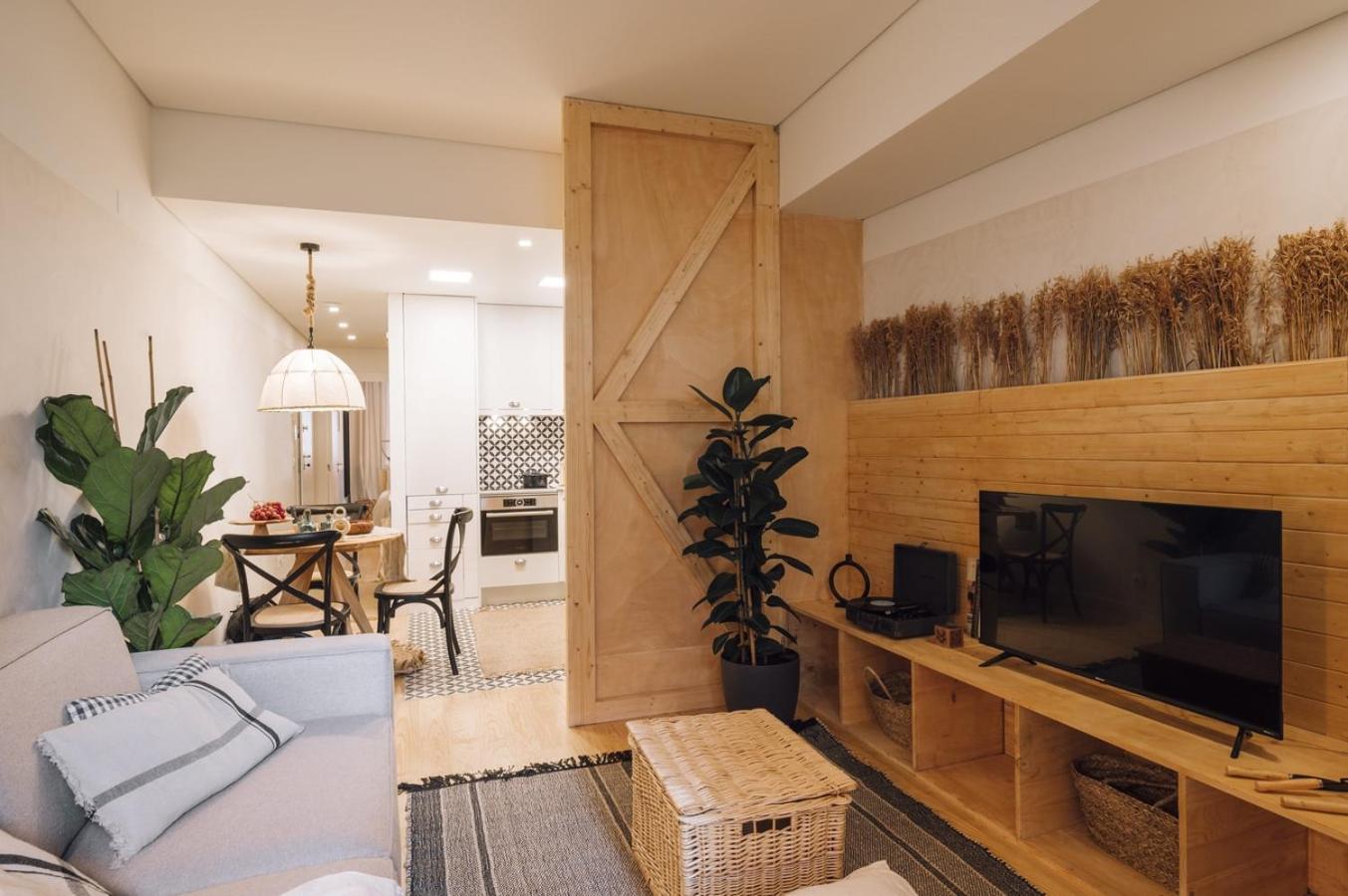 Martos - 1 Bedroom And Terrace In Santos Apartment Lisbon